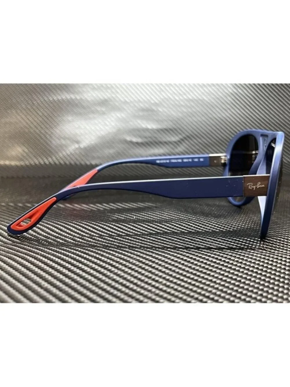 New Ray-Ban Men  Matte Dark Blue Sunglasses  59- 16- 140